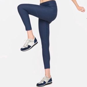 Outdoor Voices XS 3/4 leggings